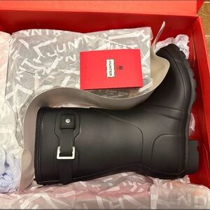 Hunter Women's Black Boots